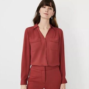 Ann Taylor Long Sleeve Camp Shirt in Deep Red - L